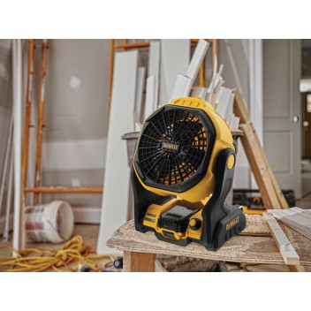 DEWALT 18V XR FAN